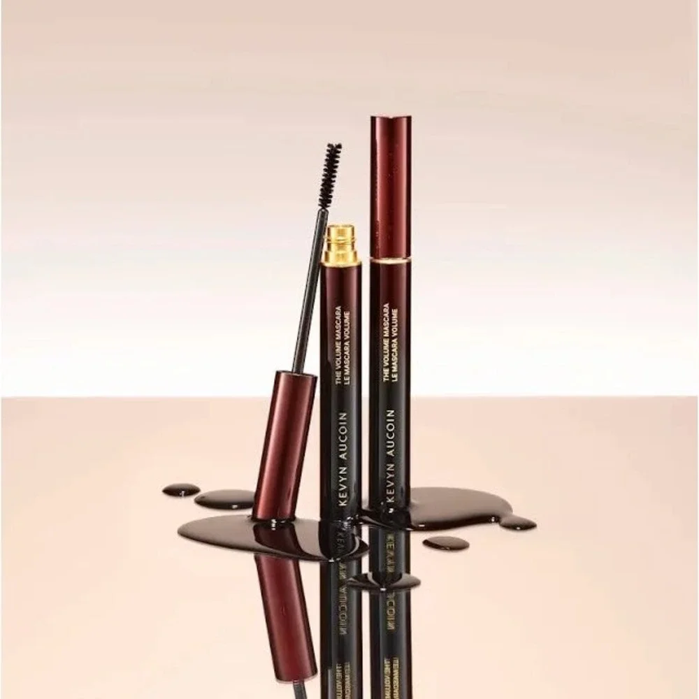 NEW Kevyn Aucoin The Volume Mascara Black Tubing Formula 5g 0.18oz